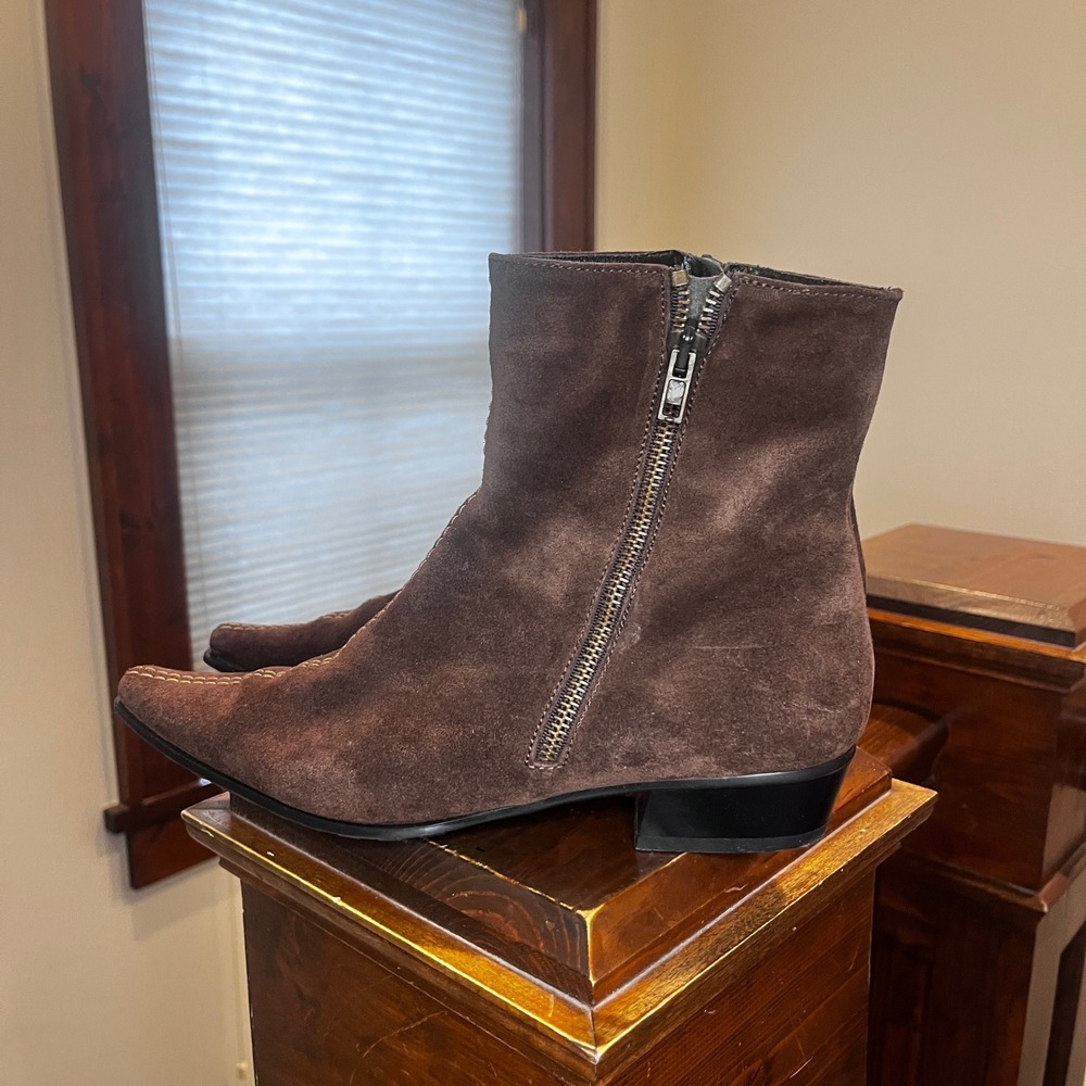 Sundance Brown Suede Pointed Toe Zipper Ankle Boots Made in Italy Womens Size 37 - Picture 5 of 10